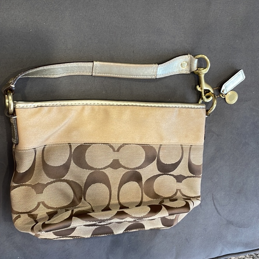 Coach Bag - Picture 2 of 5